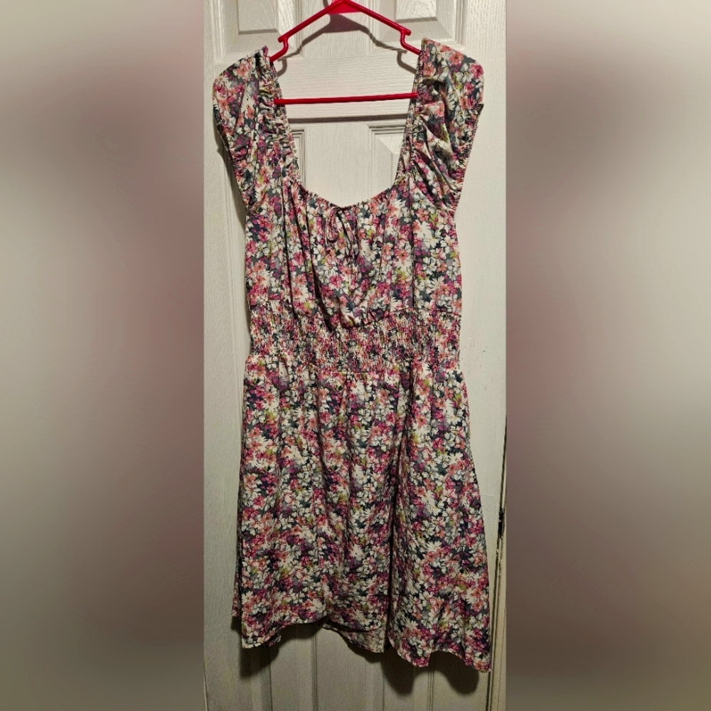 Cute floral mini dress